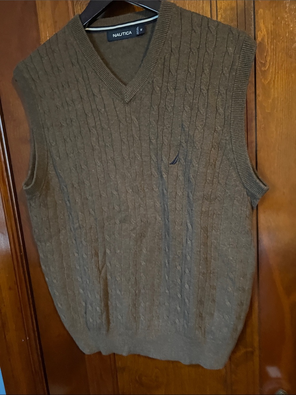 Nautica Men's taupe/medium brown Cable Knit V-Neck Sweater Vest